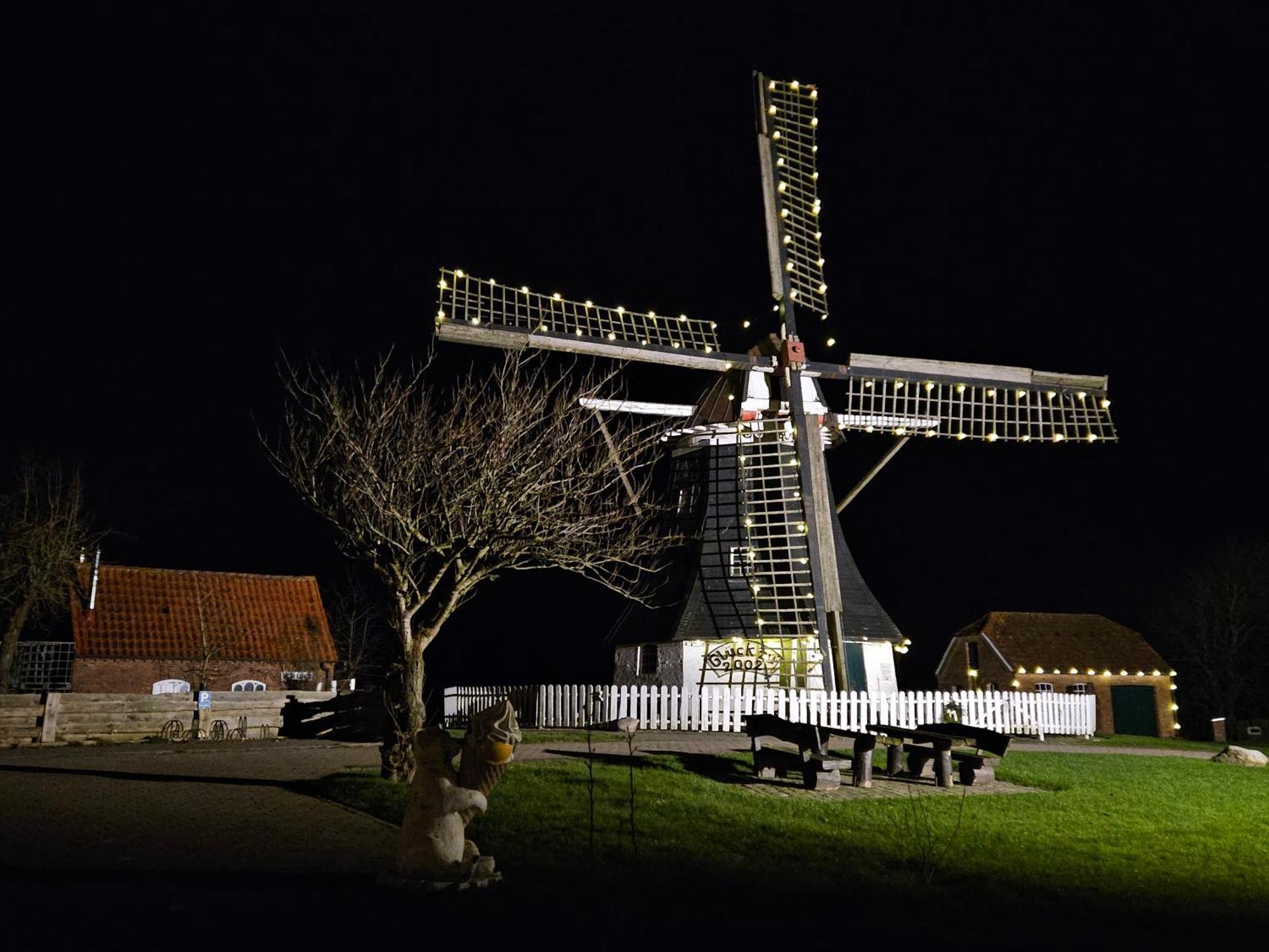 Smittshoern 3 - Nordsee Erdgeschosswohnung Mit Eingezaeunten Garten, Kamin Und Lounge! Altfunnixsiel Luaran gambar