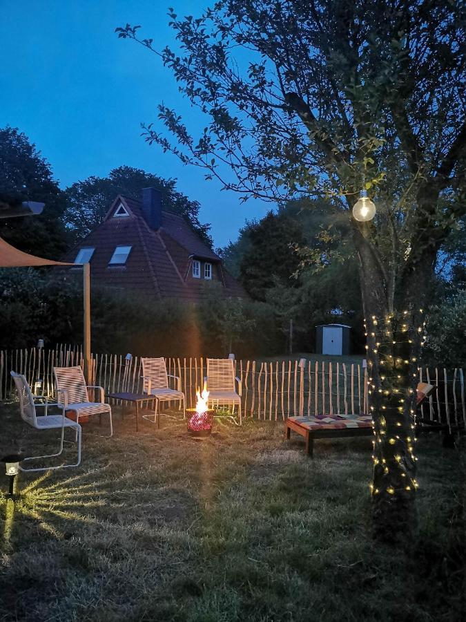 Ferienglueck An Der Nordsee Buche Deine Erdgeschoss-Ferienwohnung Mit Kamin Terrasse Und Eingezaeuntem Garten Fuer Unvergessliche Auszeiten Altfunnixsiel Luaran gambar